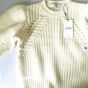 Joie Joanes porcelain white 100% wool sweater size XS. Never worn, tag attached